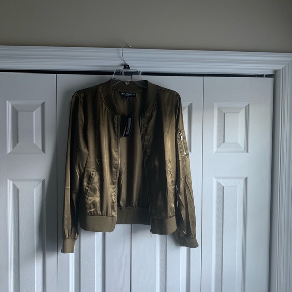 Jacket - Picture 3 of 4